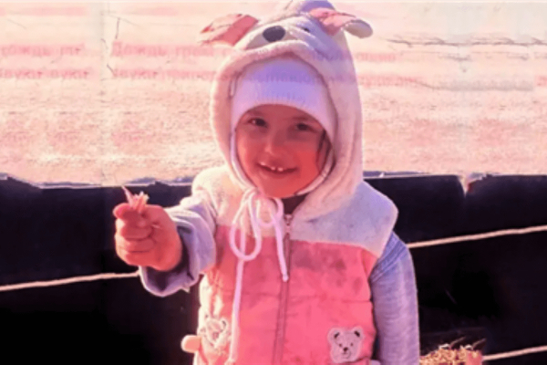 Трехлетняя девочка пропала 10 дней назад в Алматинской области: для поисков спустят воду в озере (ВИДЕО)