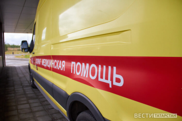 Сбитый на Беломорской в Казани мужчина умер в больнице