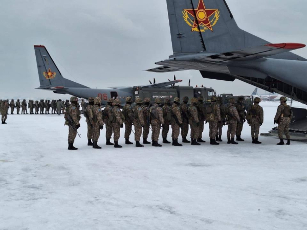 Наращивание боевой выучки: в ВС РК проверяют боеготовность Десантно-штурмовых войск