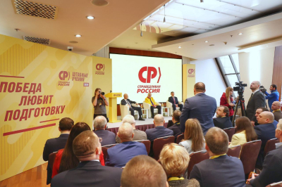 Депутат Свинцов после исключения из ЛДПР не смог попасть в &laquo;Справедливую Россию&raquo;