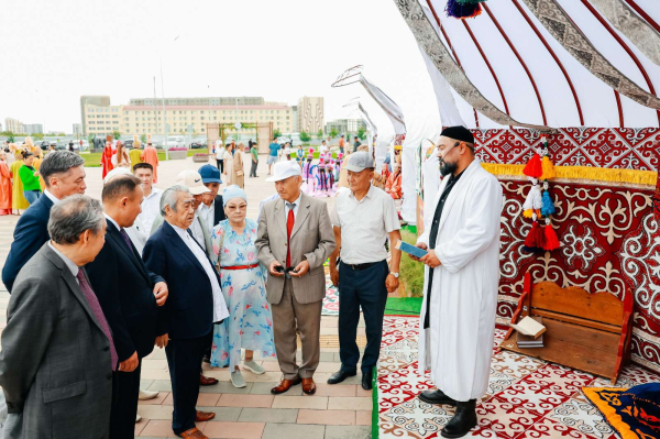 Театрализованный показ «Абай бейнесі» состоялся в Атырау