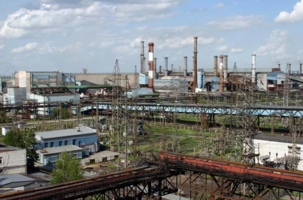 &quot;Казхром&quot; оштрафовали на 854 млн тенге за выброс почти 700 тонн загрязняющих веществ