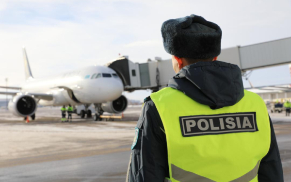 Пьяные алматинки утроили скандал в аэропорту Актобе