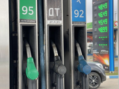В Татарстане за неделю подорожали все марки бензина