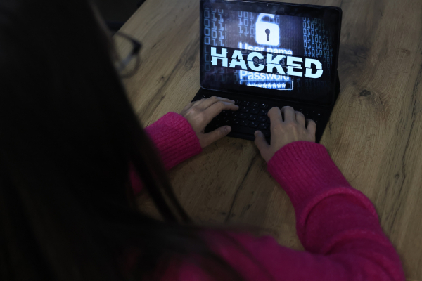 Как на российских маркетплейсах появились мошенники