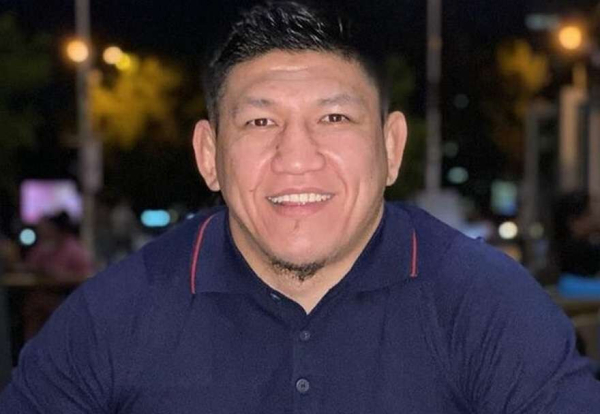 Снимет ли боец волейболистку?