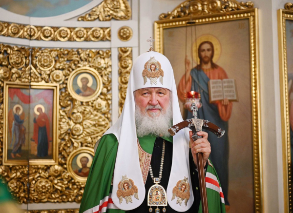 Патриарх Кирилл призвал молиться о Путине и России