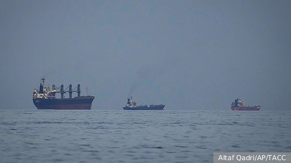 Reuters: США могут продлить лицензию на продажу нефти России