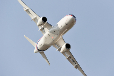 В четырех аэропортах Москвы ввели ограничения на полеты