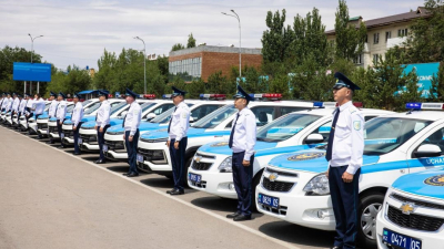 40 новых служебных автомобилей передали полиции Алматинской области