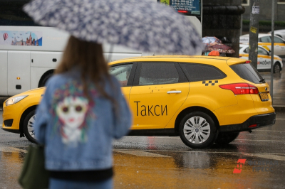 К концу года такси в России может подорожать на треть