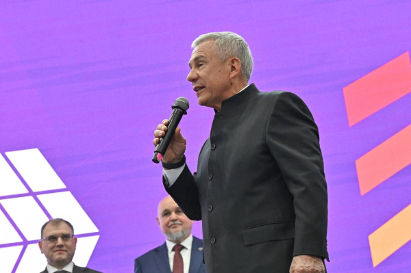 Минниханов: &laquo;Мы должны не брать 6 млрд с оптового рынка энергетики, а продавать&raquo;