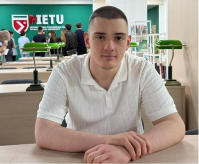Казахстанский студент прошел 260 курсов на международной образовательной платформе