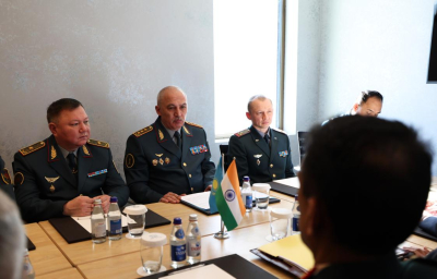 На полях Совещания глав оборонных ведомств прошла встреча с представителем индийской делегации