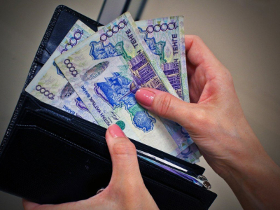 Учителям в Туркестанской области платили за непроведённые уроки
