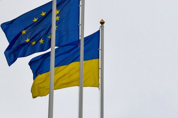 Le Monde: лидеры ЕС обеспокоены вступлением Украины из-за проблем с коррупцией