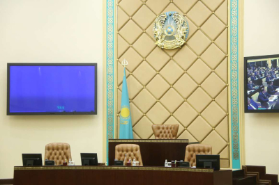 Парламент Казахстана подвел итоги очередной сессии