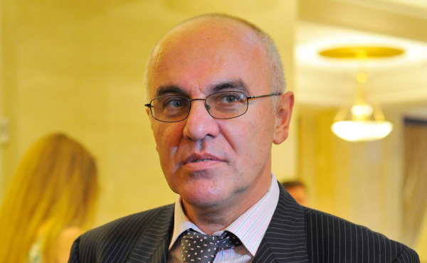 Чубайс ушел с поста главы попечительского совета фонда Гайдара