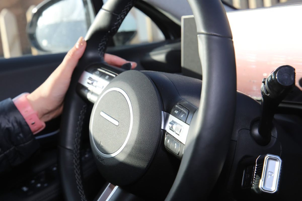 Поправки в правила регистрации авто и подготовки водителей разъяснили в МВД