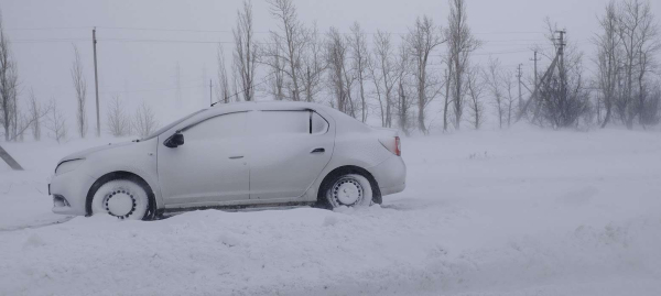 Мужчина «угнал» автомобиль с помощью эвакуатора в Астане