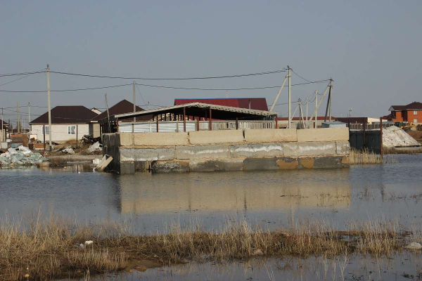 Правительство выделило средства на приобретение домов для пострадавших от паводков в Аркалыке