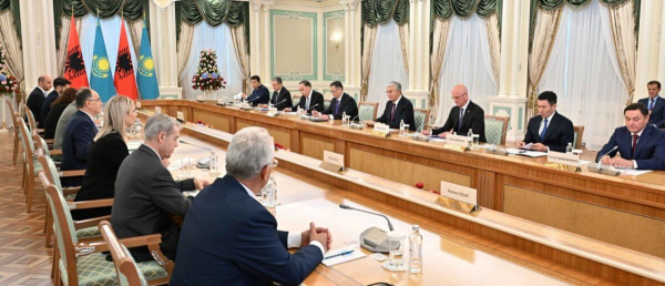 Президенты Казахстана и Албании провели переговоры