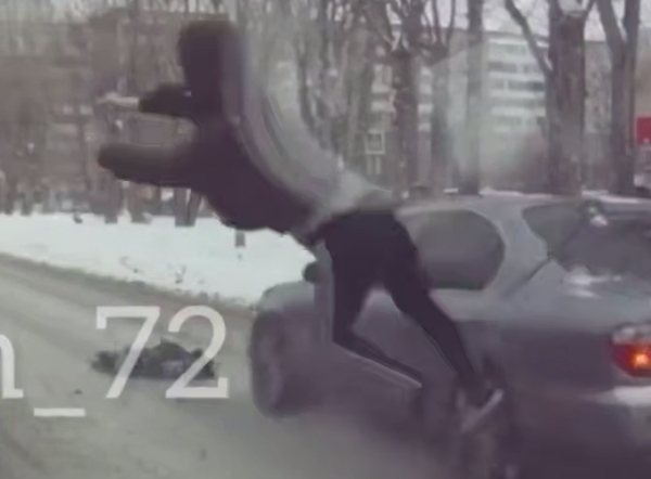 Лишилась ребенка и чуть не погубила второго: беременная попала под колеса авто, перебегая дорогу 21/02/2026 &ndash; Новости