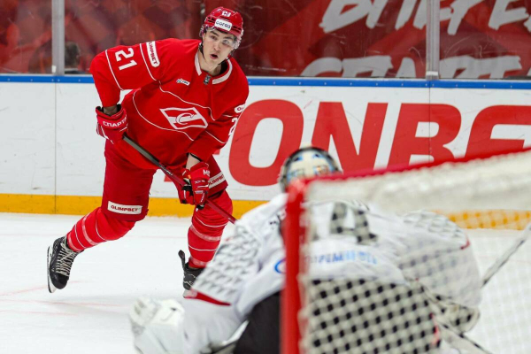 &laquo;Спартак&raquo; расторг контракт с Адамом Ружичкой из-за нарушения обязательств