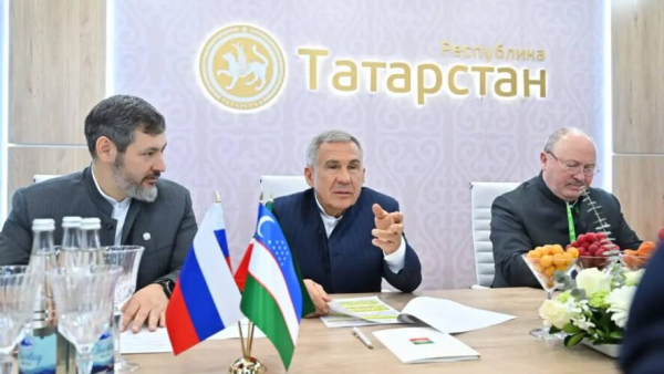 Минниханов встретился с Хокимом Кашкадарьинской области Азимовым в Узбекистане 20/04/2026 &ndash; Новости