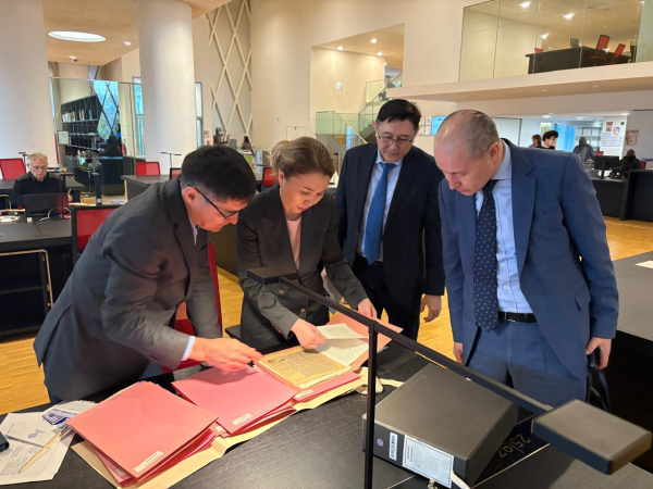 Архивная дипломатия: Казахстан и Франция объединяют усилия в сохранении истории