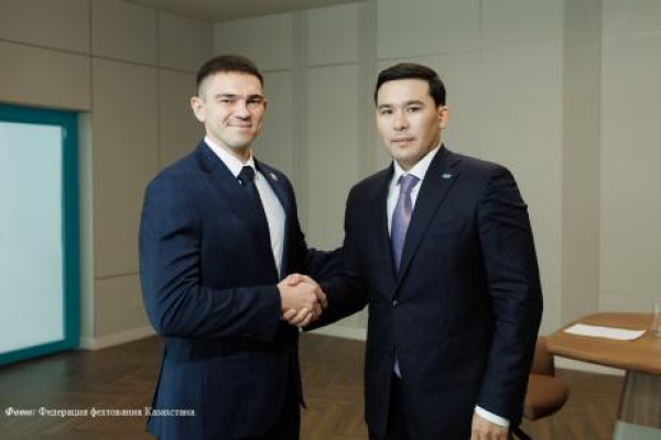 Руслан Құрбановқа Қазақстан Республикасының еңбек сіңірген спорт шебері атағы берілді