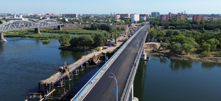 Семей қаласындағы "ескі көпірдің" асфальты толық жаңартылды