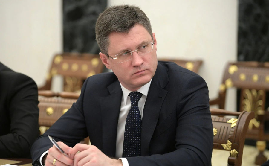 Новак поручил усилить меры по обеспечению регионов топливом