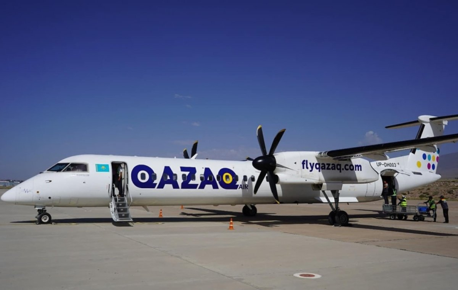 Нетрезвая пассажирка напала на экипаж самолета QAZAQ AIR